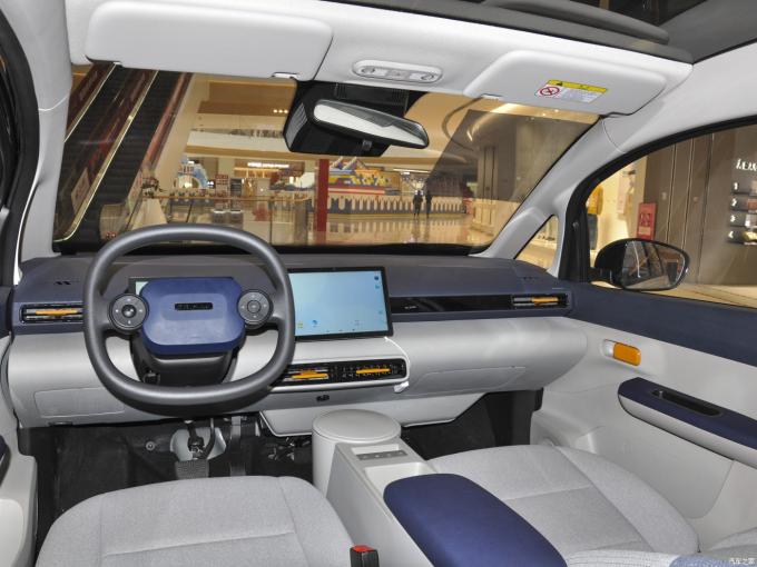 U2 Sitzer 6.6kw Front Drive des Elektro-Mobil-135km/H LHD 80/160Nm 5 der Tür-5 3840×1742×1545mm 1